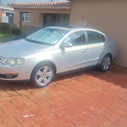 Vw Passat 2.0 Komfort 2009  135.000 ml