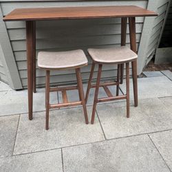 Walnut Bar Table With 2 Bar Stools
