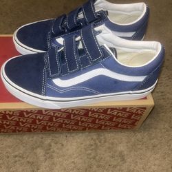 Old skool Velcro vans
