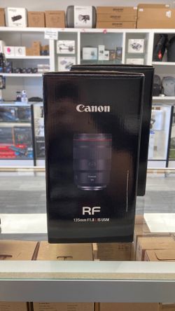Canon RF 135 mm F1.8 L IS USM