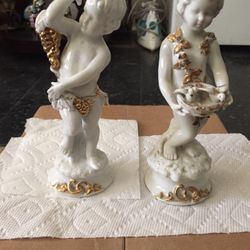Boy And Girl Statue