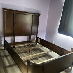 Queen Bed Frame 