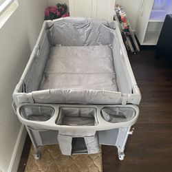 New 🐣 Perfect All In 1 Co-Sleeper , Bassinet , Changing Table & Play Pen New With Instructions 🚚 Available 
