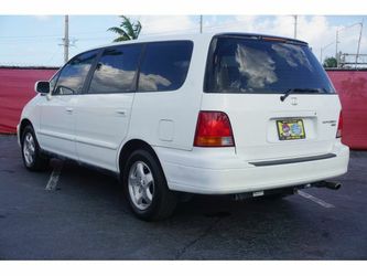 Honda odyssey minivan runs mint 170000 miles. Reliable