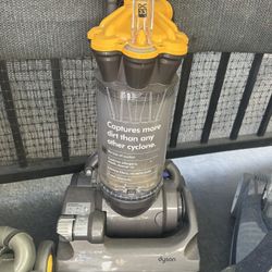 Dyson Vacuum 