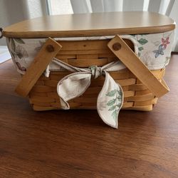 Longaberger Medium Pie Basket