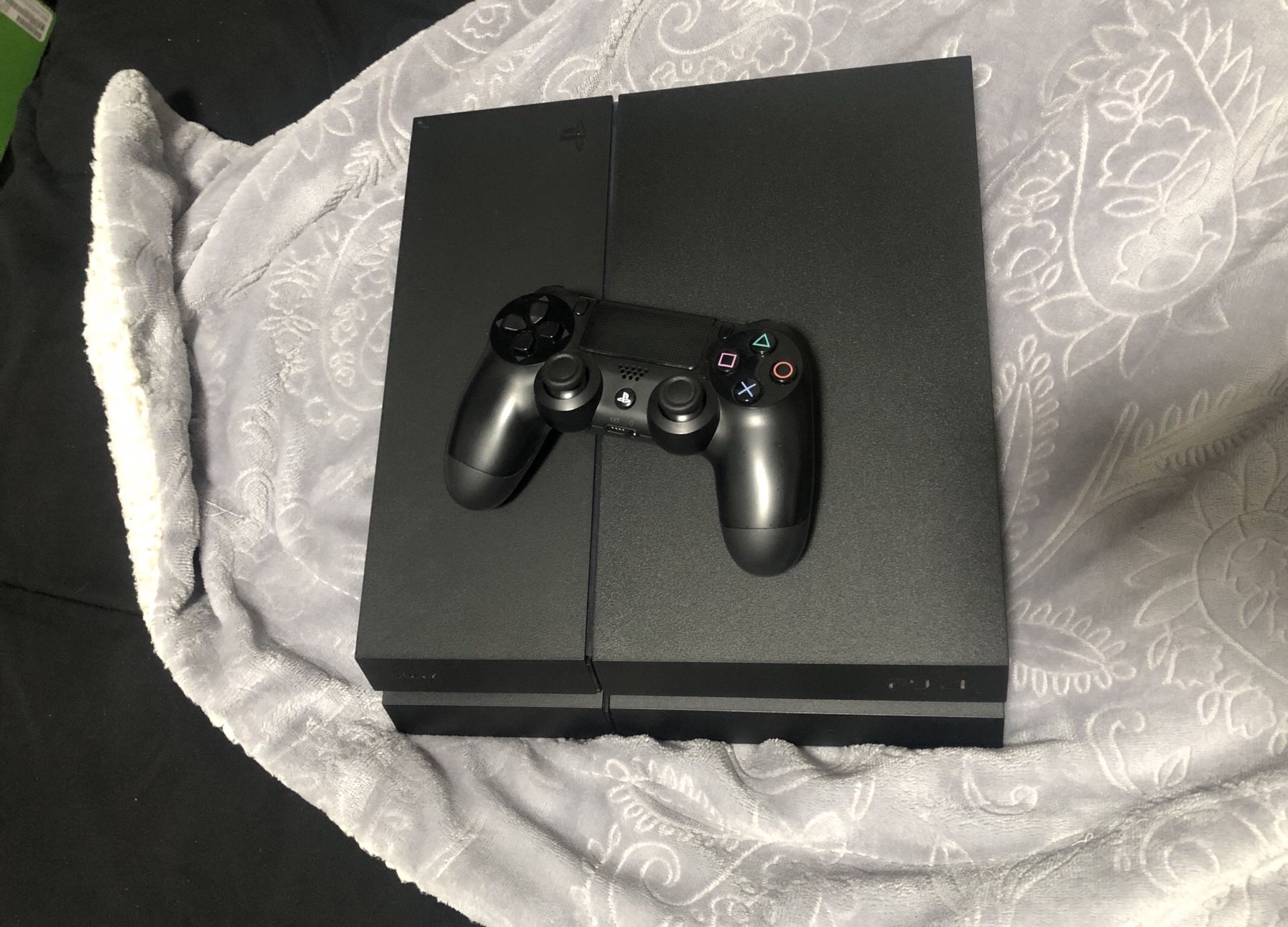 Two Year old Ps4 Pro for Sale in La Habra Heights, CA - OfferUp