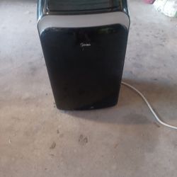 AC Conditioner Inside House