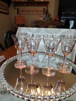 Set Of 4 Pink Depression Glass, Cordial, Cups. Mint Condition.