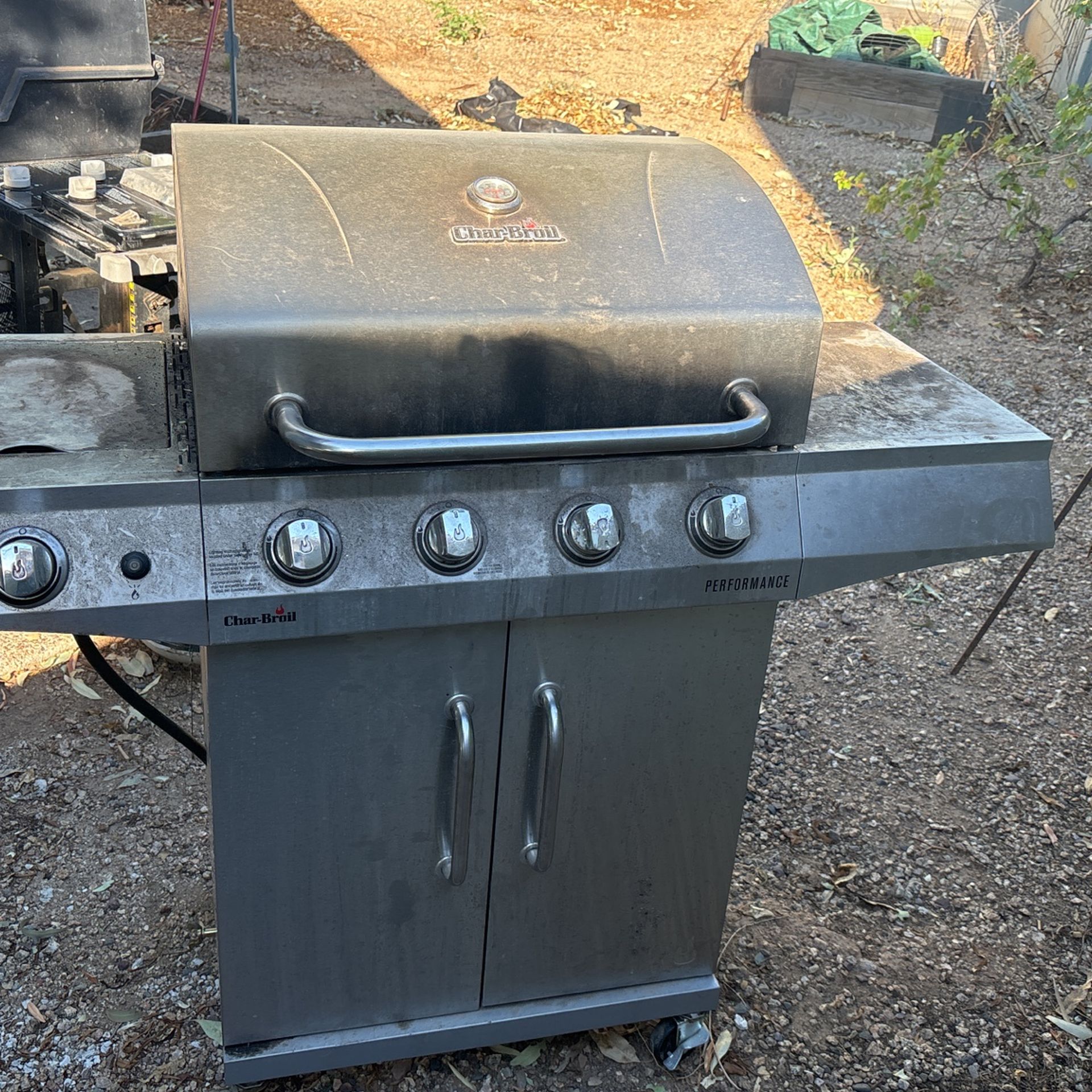 carbroil gas grill