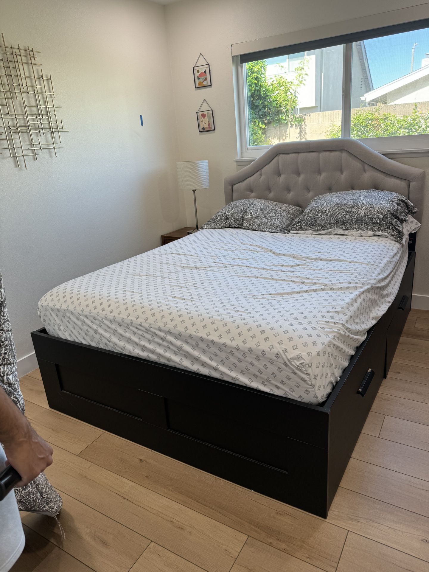 Ikea Bed With Storage And Mattress Free 