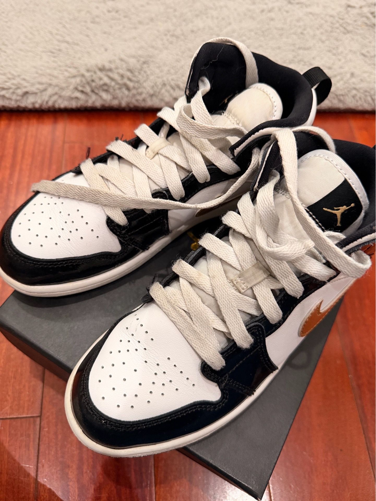Jordan 1 mid Kids