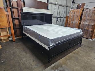 King bed and mattress