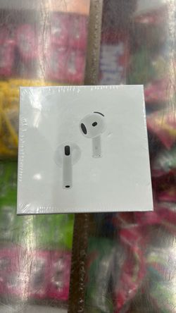 AirPods 4