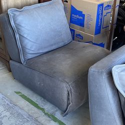 Arhaus electric recliner preowned. Excellent condition.