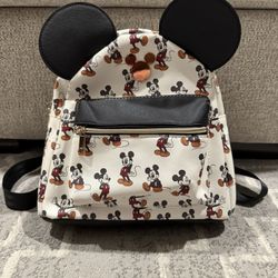 Bioworld Disney Mickey Mouse Mini Backpack
