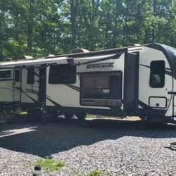 Sporttrek Touring Edition 333vmi Travel Trailer 