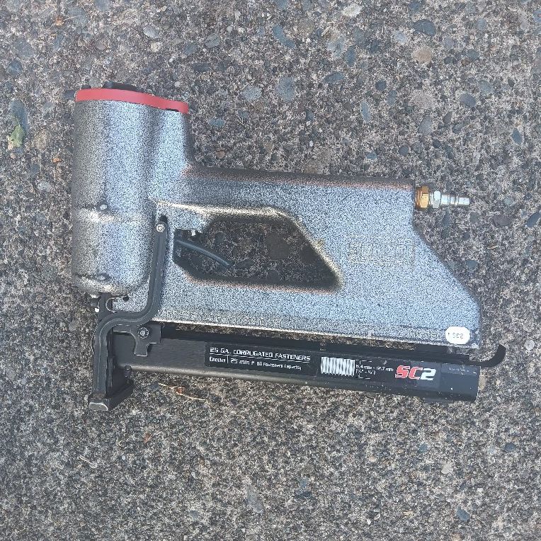 Senco 25ga Corrugated Fastener Crown 25mm 1