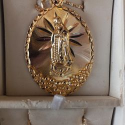 Cadena Con Dige De La Virgen De Guadalupe De Oro Laminado 
