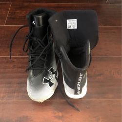 Boys Under Armour Football Cleats