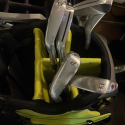 Golf Clubs 