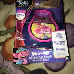 New Trolls World Tour Bluetooth Karaoke