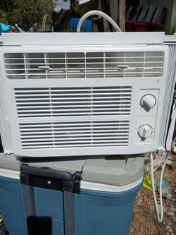 Window unit AC