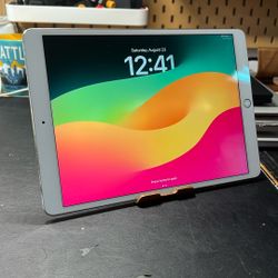 10.5” iPad Pro 64G 