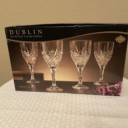 Set Of 4 Goblet Set
