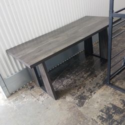 Nice Luxury Style Dining Table 29.5 Inches 