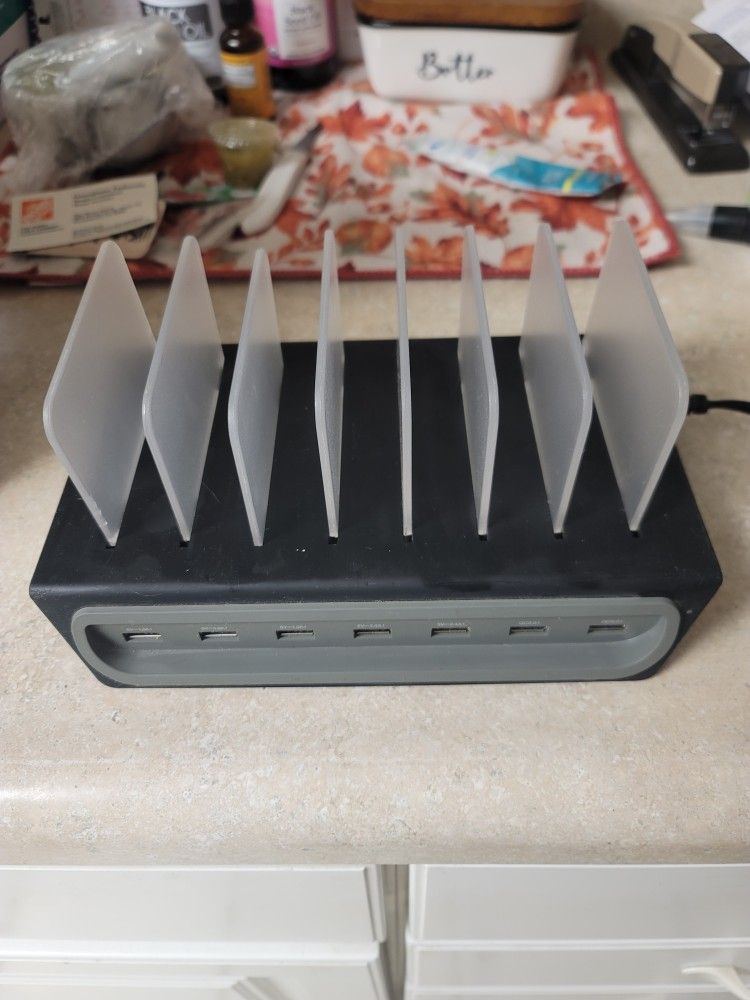 Naztech Quick Charger