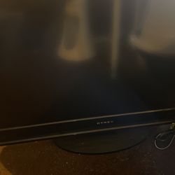 32” Dynex Flat Screen Tv