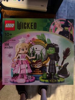 LEGO Wicked Elphaba & Glinda - NEW/Sealed