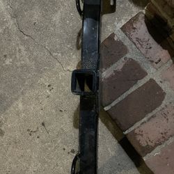 Curt 31075 Front Hitch Mount Toyota Tacoma