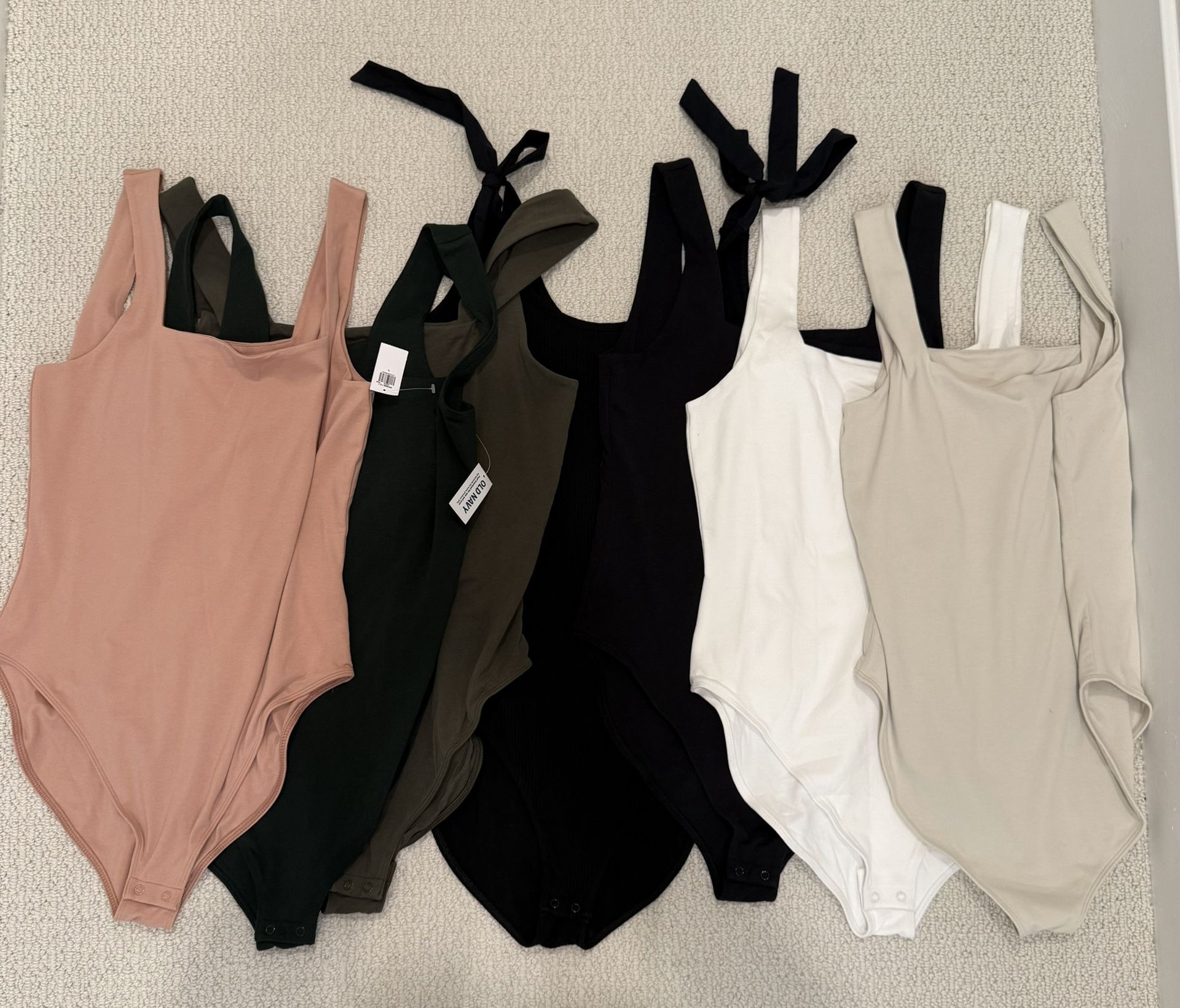 Old Navy-Fitted Sleeveless Square-Neck Bodysuit For Women