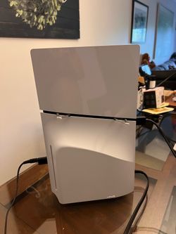Brand New Gently Used PlayStation 5 for sale