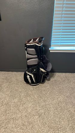 Taylormade golf stand bag
