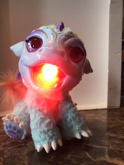 2015 Hasbro FurReal Friends My Blazin' Dragon Torch Interactive Animal. Batteries included! From smoke and pet free home.
