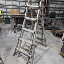 13' Gorilla Ladder Multi Position Step Ladder Folds and extends 300lb limit 
model AL-13 

Pick up in Deer Park Texas 77536 