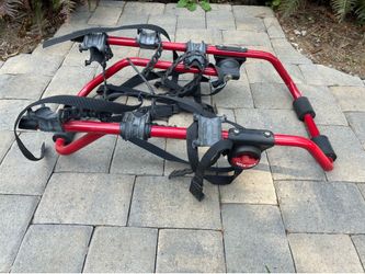 Yakima bike rack for hatchback vehicles