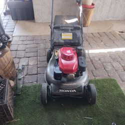 Honda Lawn Mower Commercial 216