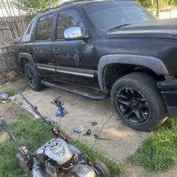 2005 Chevrolet Avalanche