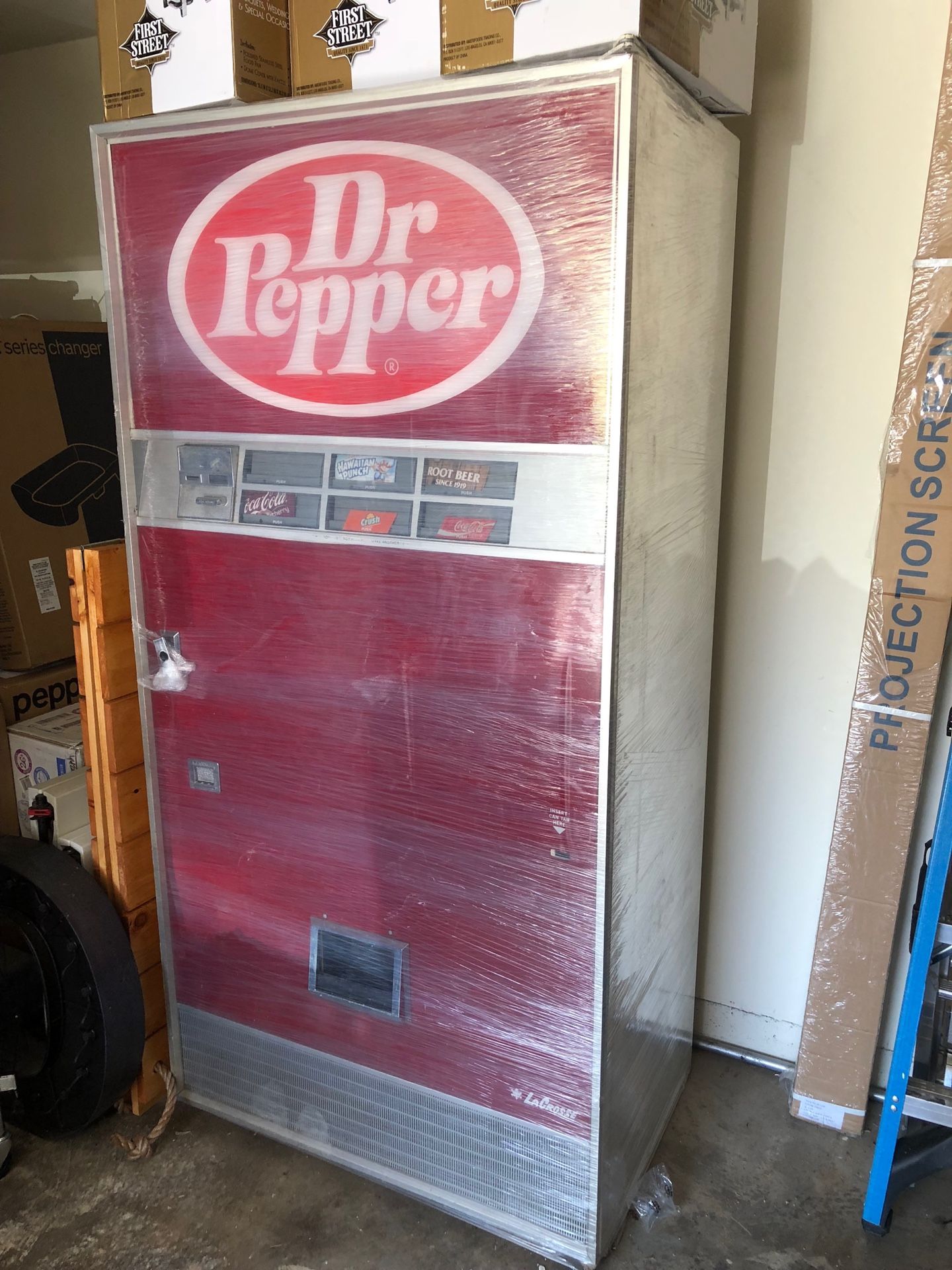 Dr. Pepper 1970’s Soda Vending Machine