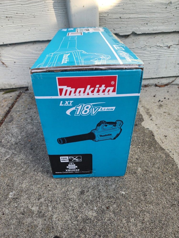 18V Makita Leaf Blower