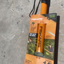 FISKARS, Power-Lever Extendable Pole Saw & Pruner