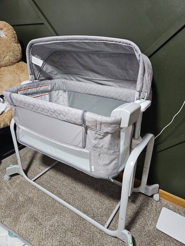 Ingenuity Baby Bassinet Crib Sleeper Like New 