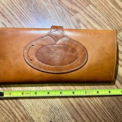 This original handmade Goldfold trifold wallet was a gift to the cast and crew of Pirates of the Caribbean Il and III