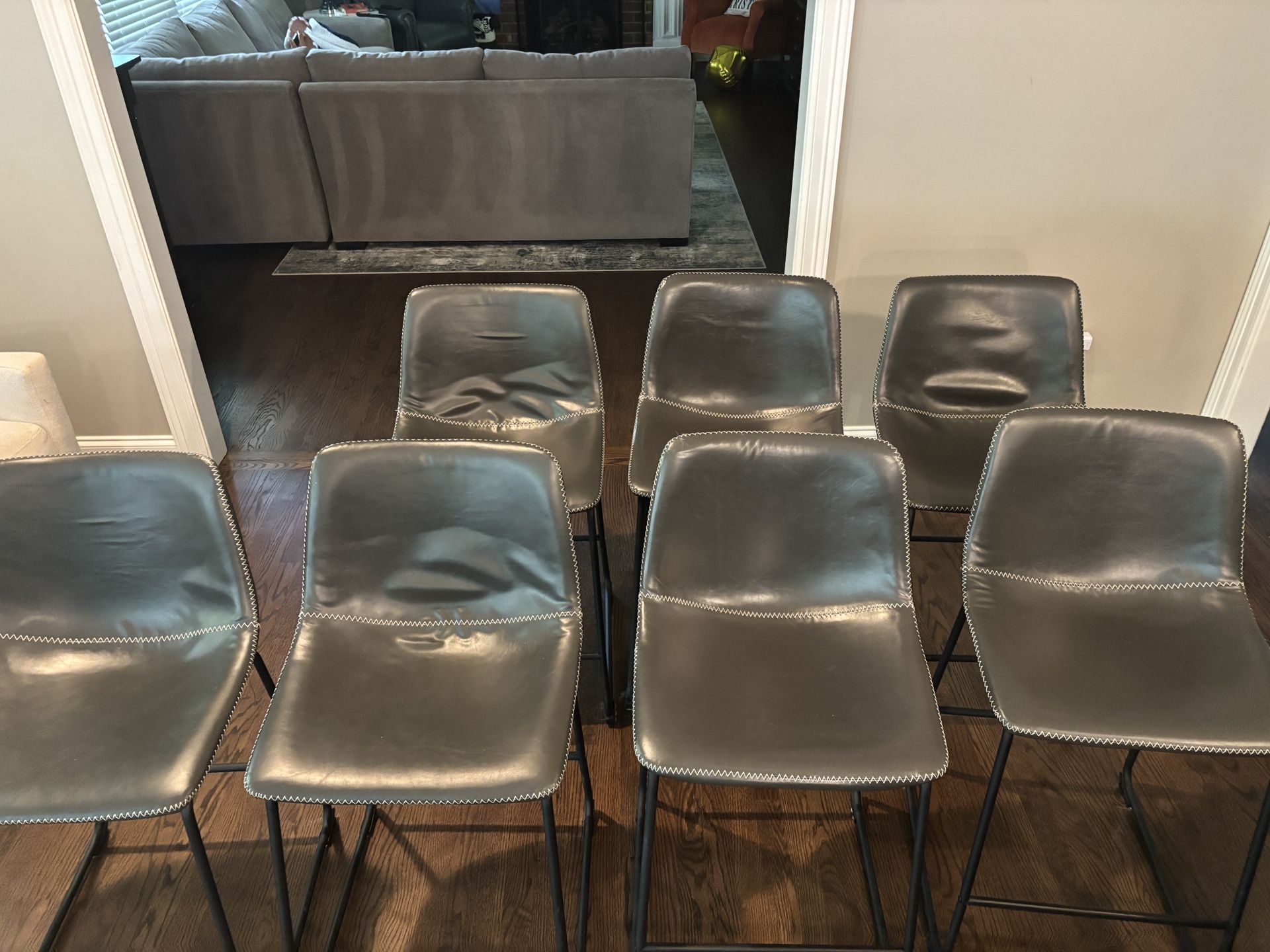 7 Counter Stools