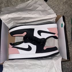 Jordan 1 Low (size 9.5 Men’s) 