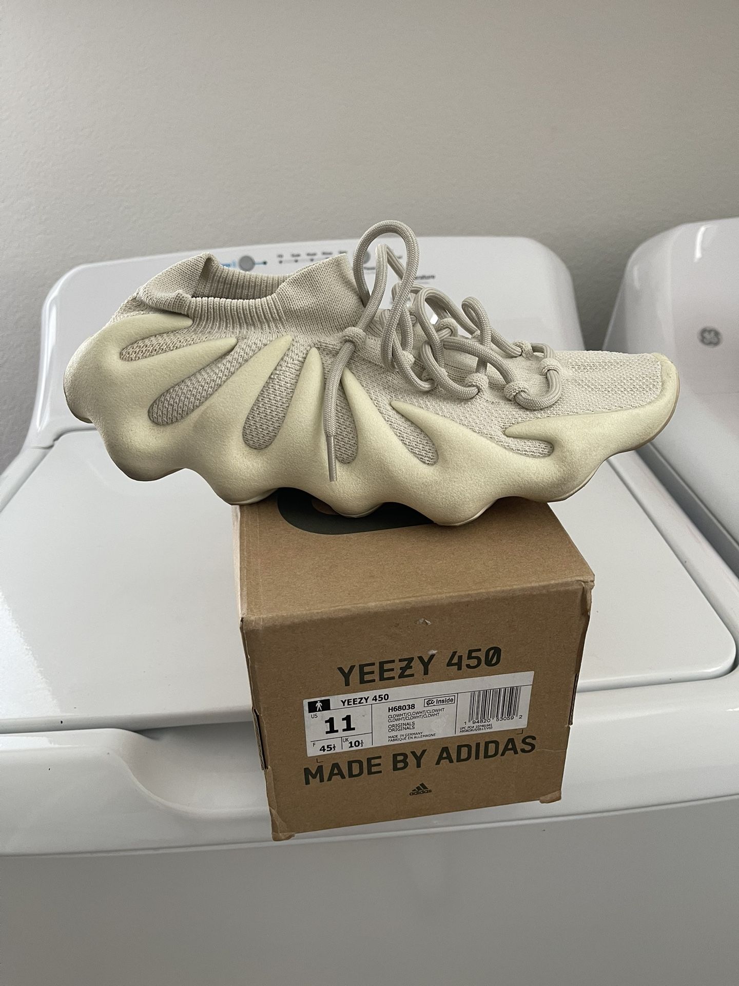 Yeezy 450 Cloud